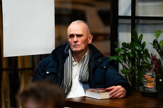 Spotkanie autorskie z Sebastianem Staszewskim i promocja książki "Lewandowski. Prawdziwy" (zdjęcia)