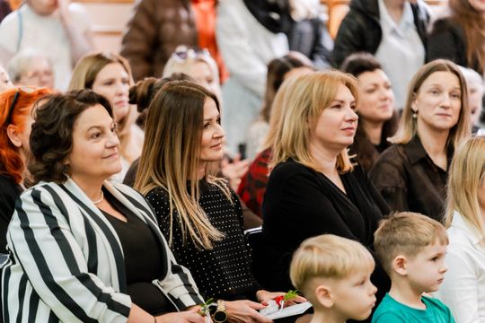 Jasełka Bożonarodzeniowe w PP nr 17 006.jpg