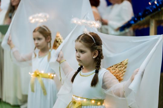 Jasełka Bożonarodzeniowe w PP nr 17 025.jpg Jasełka Bożonarodzeniowe w PP nr 17 025.jpg