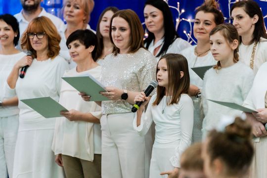 Jasełka Bożonarodzeniowe w PP nr 17 037.jpg