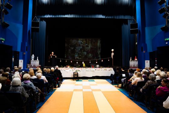 Spotkanie opłatkowe stowarzyszenia Radomski Uniwersytet Trzeciego Wieku (zdjęcia) Spotkanie opłatkowe stowarzyszenia Radomski Uniwersytet Trzeciego Wieku (zdjęcia)