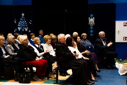 Spotkanie opłatkowe stowarzyszenia Radomski Uniwersytet Trzeciego Wieku (zdjęcia) Spotkanie opłatkowe stowarzyszenia Radomski Uniwersytet Trzeciego Wieku (zdjęcia)