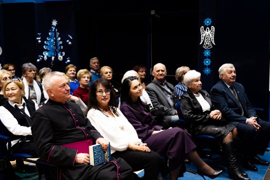 Spotkanie opłatkowe stowarzyszenia Radomski Uniwersytet Trzeciego Wieku (zdjęcia)