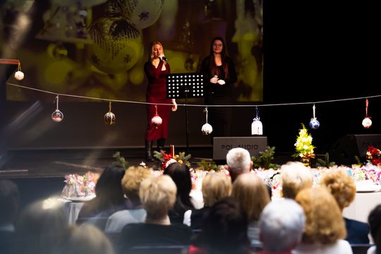 Spotkanie opłatkowe stowarzyszenia Radomski Uniwersytet Trzeciego Wieku (zdjęcia) Spotkanie opłatkowe stowarzyszenia Radomski Uniwersytet Trzeciego Wieku (zdjęcia)