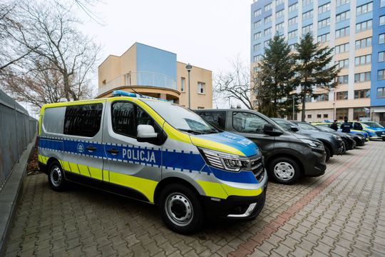 Wozy dla mazowieckiej policji 003.jpg