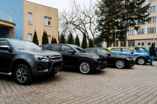 Wozy dla mazowieckiej policji 002.jpg