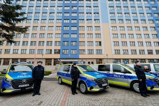 Wozy dla mazowieckiej policji 017.jpg