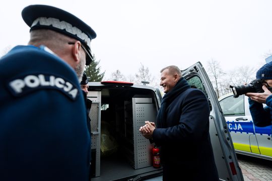 Wozy dla mazowieckiej policji 037.jpg