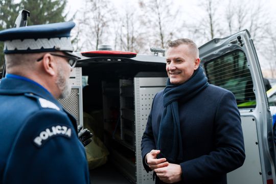 Wozy dla mazowieckiej policji 041.jpg Wozy dla mazowieckiej policji 041.jpg