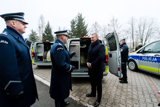 Wozy dla mazowieckiej policji 043.jpg