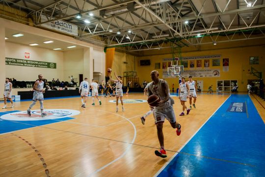 HydroTruck Radom - PGE AK Młode Żubry Białystok 002.jpg