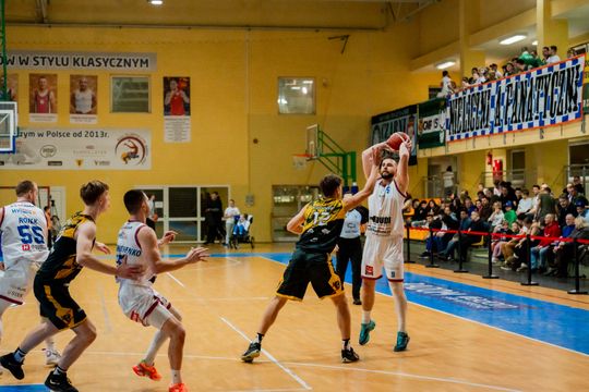 HydroTruck Radom - PGE AK Młode Żubry Białystok 005.jpg