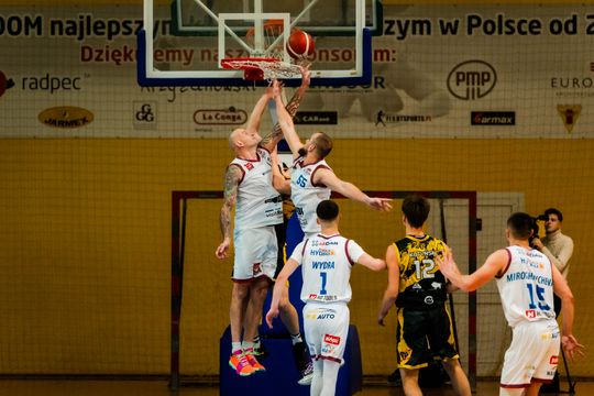 HydroTruck Radom - PGE AK Młode Żubry Białystok 025.jpg HydroTruck Radom - PGE AK Młode Żubry Białystok 025.jpg