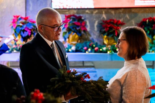 Spotkanie Wigilijne na AHNS 024.jpg Spotkanie Wigilijne na AHNS 024.jpg