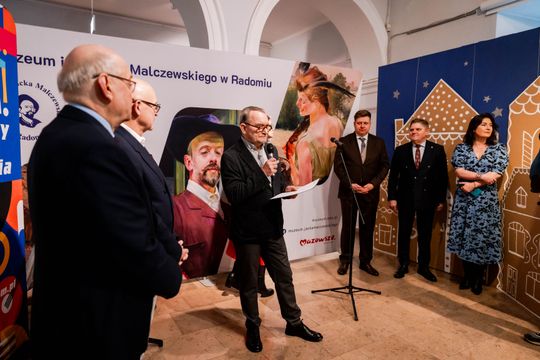 48. Salon Zimowy - Ogólnopolskie Biennale Sztuki 015.jpg