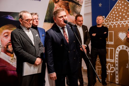 48. Salon Zimowy - Ogólnopolskie Biennale Sztuki 024.jpg