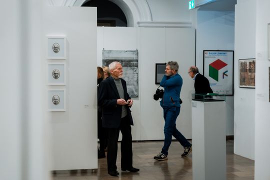 48. Salon Zimowy - Ogólnopolskie Biennale Sztuki 062.jpg