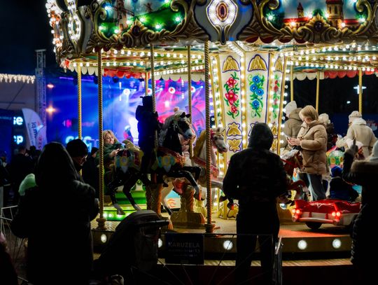 Jarmark Świąteczny i Gwiazdka dla mieszkańców (zdjęcia)