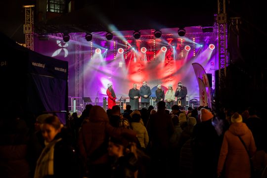 Jarmark Świąteczny i Gwiazdka dla mieszkańców 005.jpg