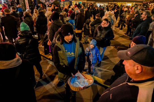 Jarmark Świąteczny i Gwiazdka dla mieszkańców 014.jpg