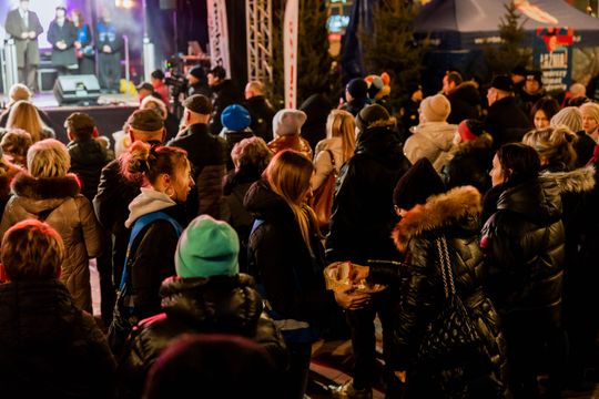 Jarmark Świąteczny i Gwiazdka dla mieszkańców 016.jpg