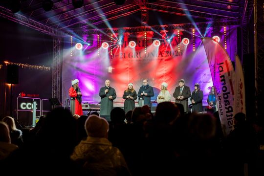 Jarmark Świąteczny i Gwiazdka dla mieszkańców 017.jpg