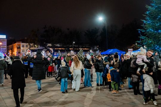 Jarmark Świąteczny i Gwiazdka dla mieszkańców 033.jpg