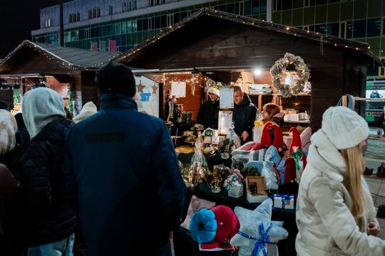 Jarmark Świąteczny i Gwiazdka dla mieszkańców 036.jpg