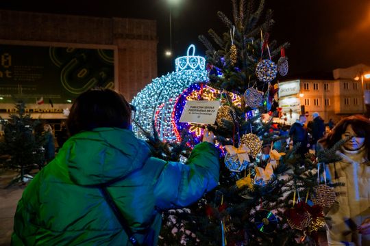 Jarmark Świąteczny i Gwiazdka dla mieszkańców 046.jpg