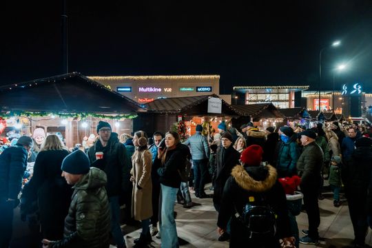 Jarmark Świąteczny i Gwiazdka dla mieszkańców 056.jpg