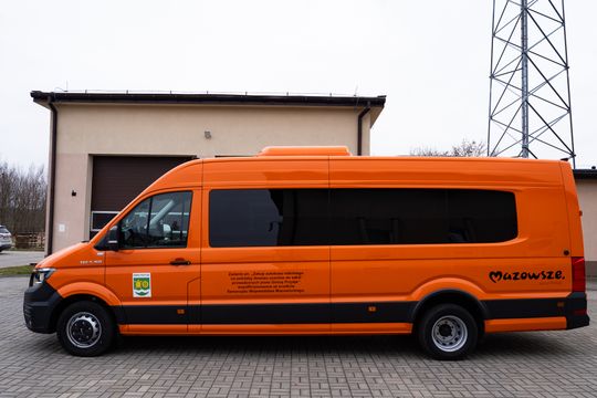 Nowy autobus dla gminy Przyłęk (zdjęcia)