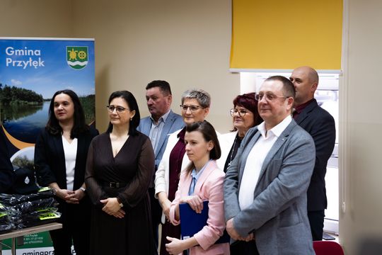 Nowy autobus dla gminy Przyłęk (zdjęcia)