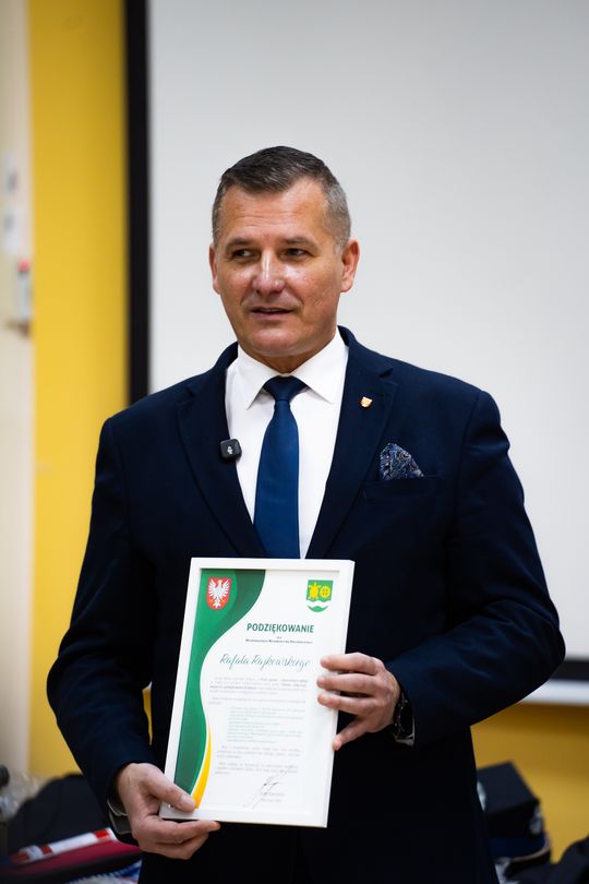 Nowy autobus dla gminy Przyłęk (zdjęcia)