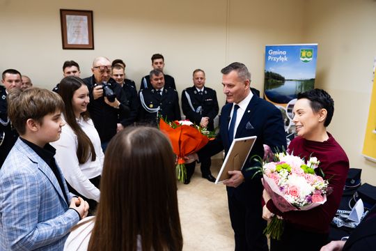 Nowy autobus dla gminy Przyłęk (zdjęcia)