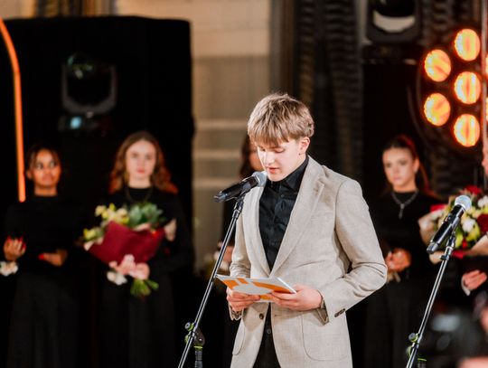 Studniówka VI LO im. Jana Kochanowskiego (zdjęcia)