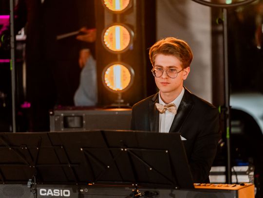 Studniówka VI LO im. Jana Kochanowskiego (zdjęcia)