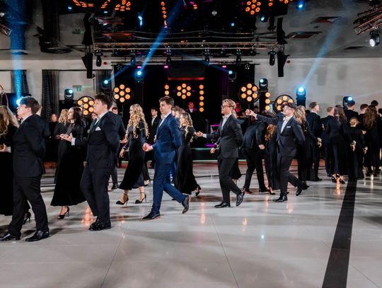 Studniówka VI LO im. Jana Kochanowskiego (zdjęcia)