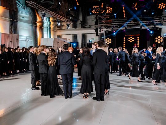 Studniówka VI LO im. Jana Kochanowskiego (zdjęcia)