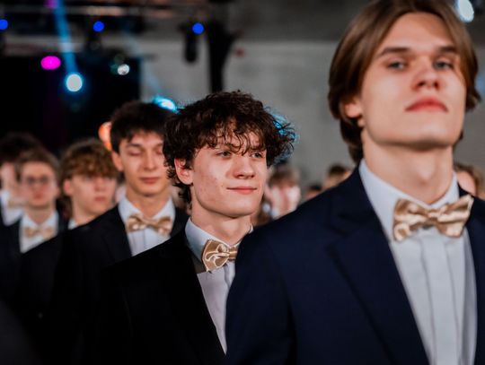 Studniówka VI LO im. Jana Kochanowskiego (zdjęcia)