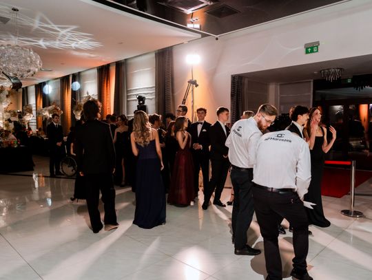 Studniówka VI LO im. Jana Kochanowskiego (zdjęcia)