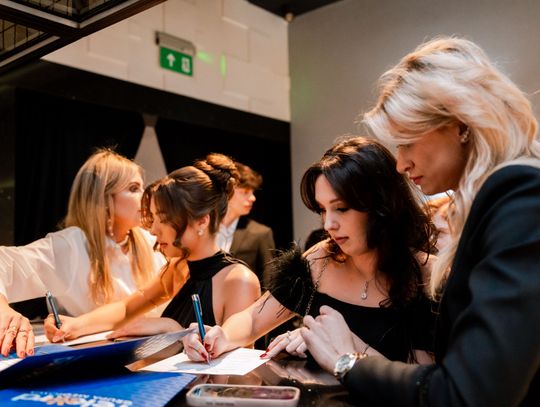 Studniówka VI LO im. Jana Kochanowskiego (zdjęcia)