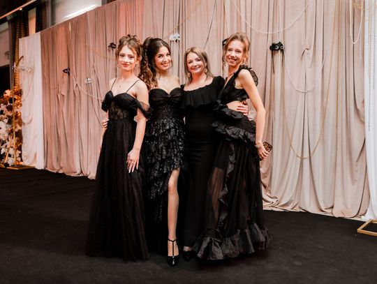 Studniówka VI LO im. Jana Kochanowskiego (zdjęcia)