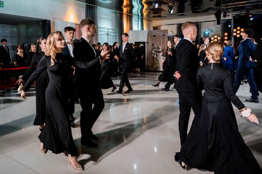 Studniówka VI LO im. Jana Kochanowskiego (zdjęcia)