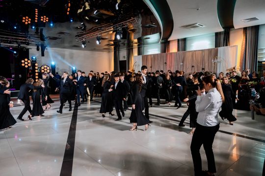 Studniówka VI LO im. Jana Kochanowskiego (zdjęcia)