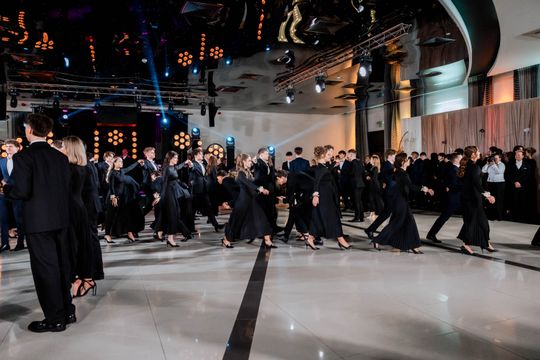 Studniówka VI LO im. Jana Kochanowskiego (zdjęcia)