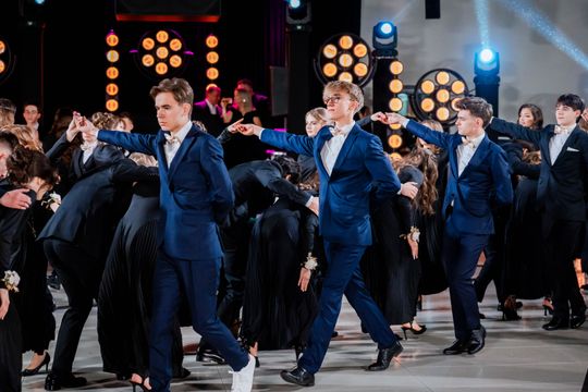 Studniówka VI LO im. Jana Kochanowskiego (zdjęcia)