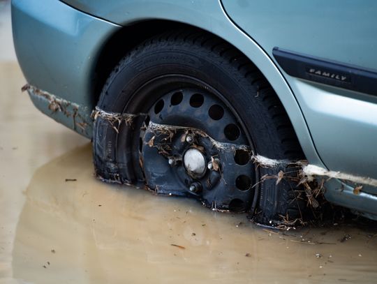 Awaria wodociągów przy ul. Rapackiego (zdjęcia)