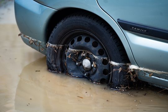 Awaria wodociągów przy ul. Rapackiego (zdjęcia)