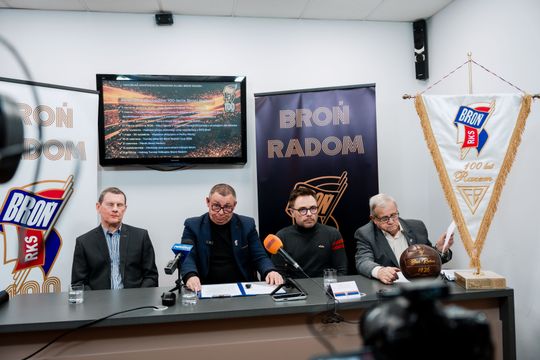 Konferencja Broni Radom w sprawie 100-lecia klubu 009.jpg