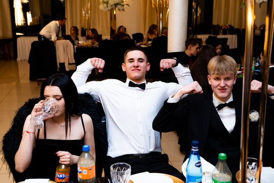 Bal maturalny Katolickiego Liceum Ogólnokształcącego w Radomiu (zdjęcia)